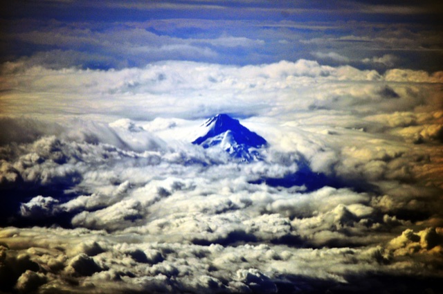 Mount Hood above the clouds: Proof Context company brain setup for service businesses